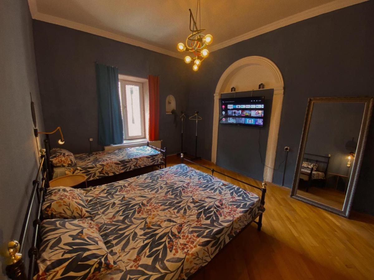 Corner Guest House Tbilissi Extérieur photo